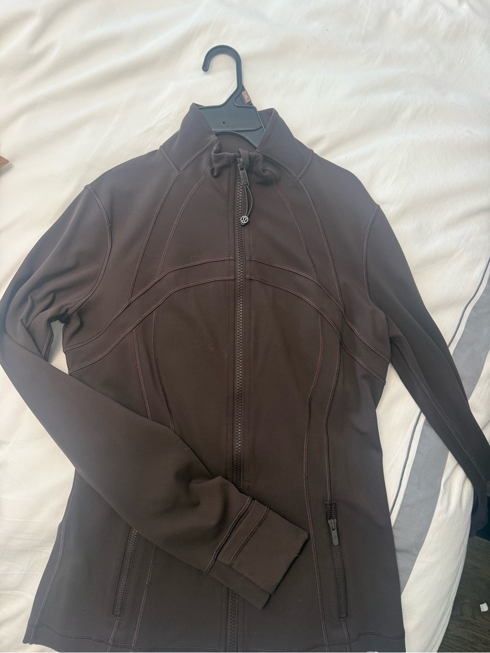 Lululemon define jacket size 8